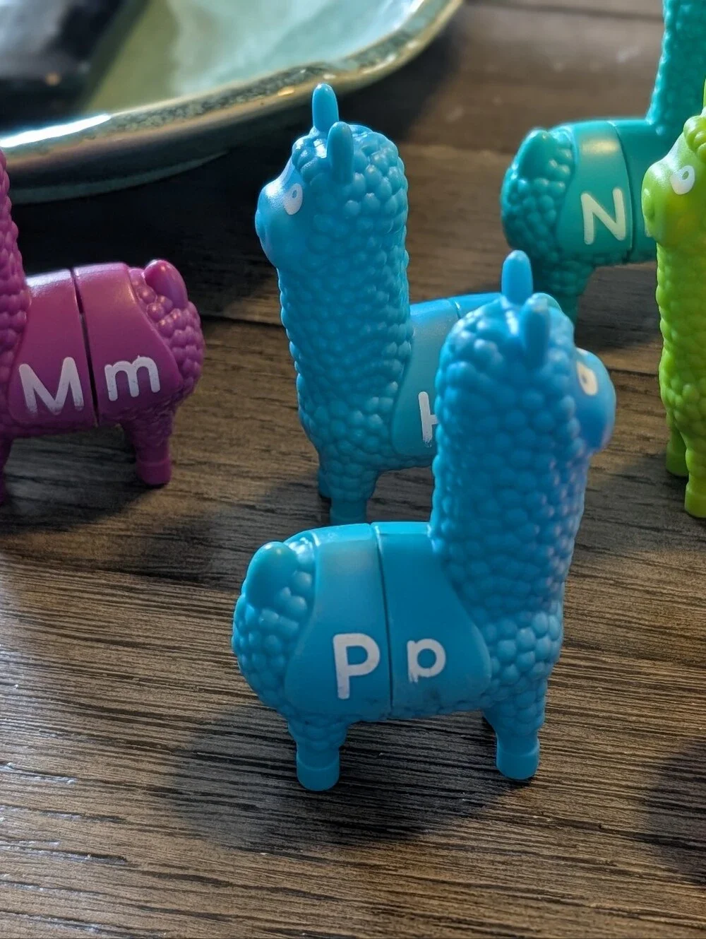Snap N Learn Ltr Llamas Lot Of 11 - P R D K F J B H M Y N A L Z U O W S C E Q X